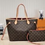 Louis Vuitton Monogram Canvas Neverfull MM Tote In Pink