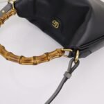 Gucci Diana Medium Shoulder Bag - Image 6