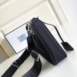Prada Re-Edition Shoulder Bag Fake in Black - Image 8