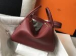 Replica Hermes Lindy 30cm bag in bordeaux color - Image 9