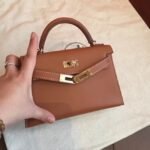 Gold Swift Replica Hermes Kelly 20cm Premium Quality Bag - Image 4