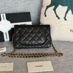 Chanel classic chain wallet - Image 2
