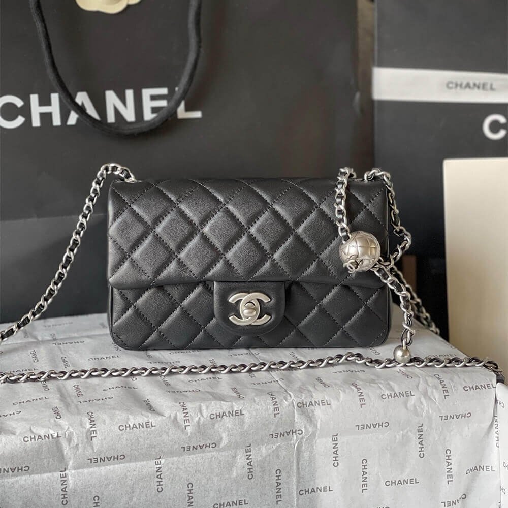 A59FDE12-2C28-83D1-F0DF-8A98F144B659.jpg Chanel Pearl Crush Mini Rectangular Flap - Image 1