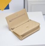 Chanel classic chain wallet - Image 4