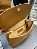 CHARLIE MEDIUM SHOULDER BAG IN SMOOTH LEATHER - Image 3