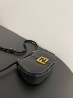 Top Quality Replica Fendi C’mon Small Bag in Black - Image 8