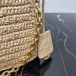 Prada Re-Edition Shoulder Bag Knockoff in Beige - Image 4