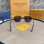 LV SUNGLASSES - Image 8