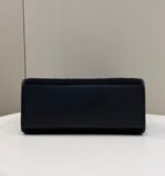 Fendi Sunshine tote - Image 8