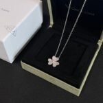 Van Cleef Vintage Alhambra Necklace - Image 9