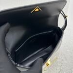 Prada Saffiano bag - Image 3