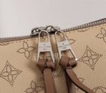 LV Mahina Beaubourg MM Hobo In Beige - Image 7