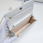 Chanel classic chain wallet - Image 7