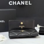 Chanel 19 flap card holder - Image 5