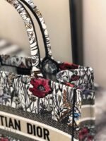 Dior Medium Book Tote Bag Imitation in Multicolor Mille Fleurs Embroidery - Image 4
