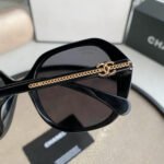 Round Sunglasses - Image 4