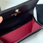 Chanel 19 flap card holder - Image 4