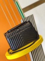 Replica Saint Laurent College Medium Chain Bag with Black - Image 8