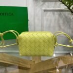 Knockoff Bottega Veneta Loop Small Bag Lantern - Image 7