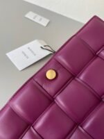 Top Quality Imitation Bottega Veneta Padded Cassette Bag In Cinnabar - Image 5