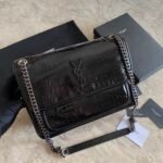 NIKI MEDIUM IN CRINKLED VINTAGE LEATHER