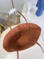 Louis Vuitton SAINT JACQUES Beach Tote - Image 8