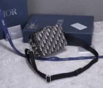Dior Men’s Shoulder bag - Image 2