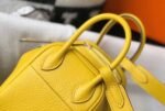 Fake luxury Hermes Lindy Mini handbag in yellow clemence leather - Image 5