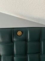 Top Quality Replica Bottega Veneta Padded Cassette Bag In Green - Image 5