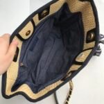 CHANEL TOTE - Image 8