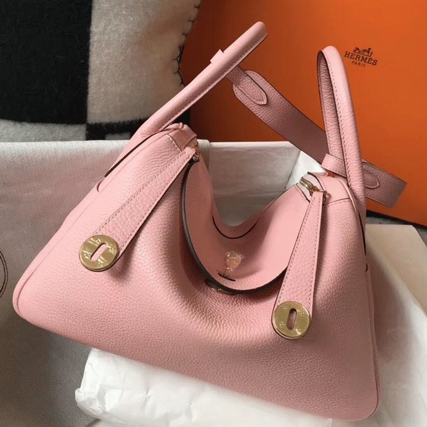 B3B4ACA0-61E8-6EAE-88CE-2645F0B511BD.jpg Knockoff Hermes Lindy 30cm bag in pink color - Image 1