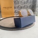 Womens Square Sunglasses - Image 2