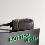 Replica Bottega Veneta Bang Bang Vanity Case Fondant - Image 8