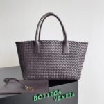 Top Quality Fake Bottega Veneta Cabat Medium Bag In Fondant Intrecciato Lambskin - Image 6