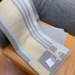 Fake Hermes Ithaque blanket in grey wool and cashmere - Image 8