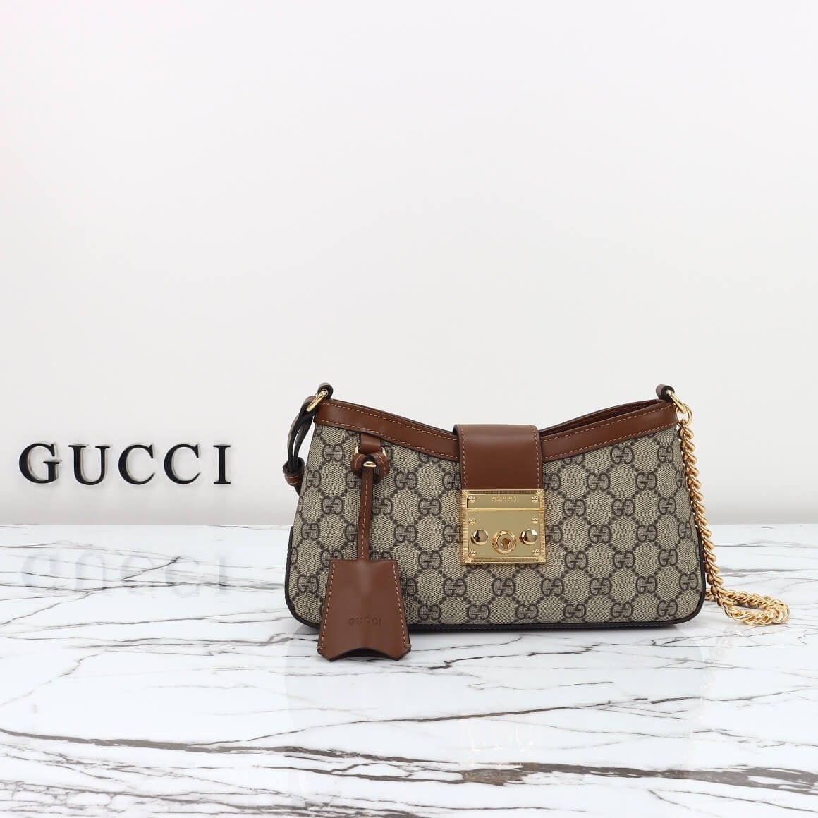 B5953E5F-107F-1840-E1AA-EB4E0CEB7336.jpg GG PADLOCK SMALL SHOULDER BAG - Image 1