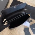 ELISE SHOULDER BAG IN ALLIGATOR-EMBOSSED PATENT LEATHER - Image 4