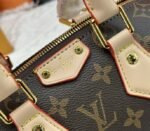 Louis Vuitton Monogram Canvas Cruise 2025 Speedy 20 Trunk Bag In Natural - Image 9