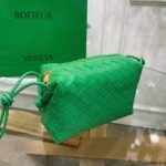 Replica Bottega Veneta Loop Small Bag Green - Image 4