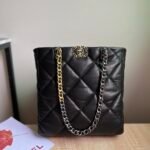CHANEL 19 SHOPPING BAG