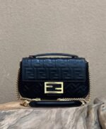 Top Quality Fake Fendi Baguette Chain Midi Bag In Black - Image 4