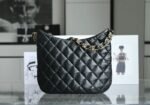 Chanel large Hobo bag - Image 8