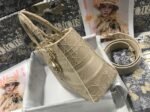 Dior Lady D-Lite Medium Bag Knockoff in Beige Cannage Embroidered Canvas - Image 9