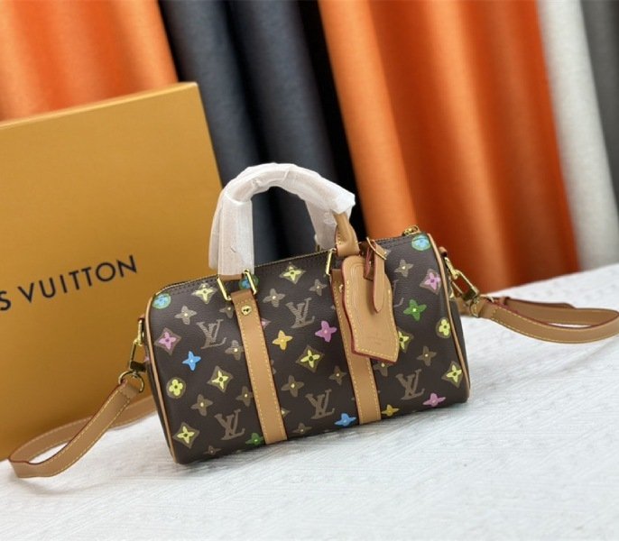 C07F6E8F-A206-16D0-DCFE-1DA6670D6E77.jpg Louis Vuitton Monogram Craggy Keepall Travel 25 Bag In Chocolate - Image 1