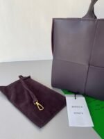 Fake Bottega Veneta Arco Medium Tote Fondant - Image 8
