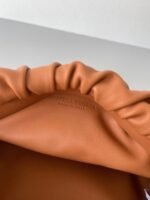 Replica Bottega Veneta The Chain Pouch Bag Clay - Image 3