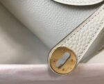 Replica Hermes Lindy Mini handbag in white clemence leather - Image 5