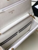 CHANEL WALLET - Image 4