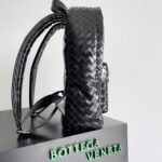 Replica Bottega Veneta Medium Backpack Black - Image 2