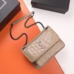 Fake Saint Laurent Niki Medium Chain Bag Beige - Image 4